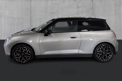 MINI Cooper E Favoured Trim M - 1