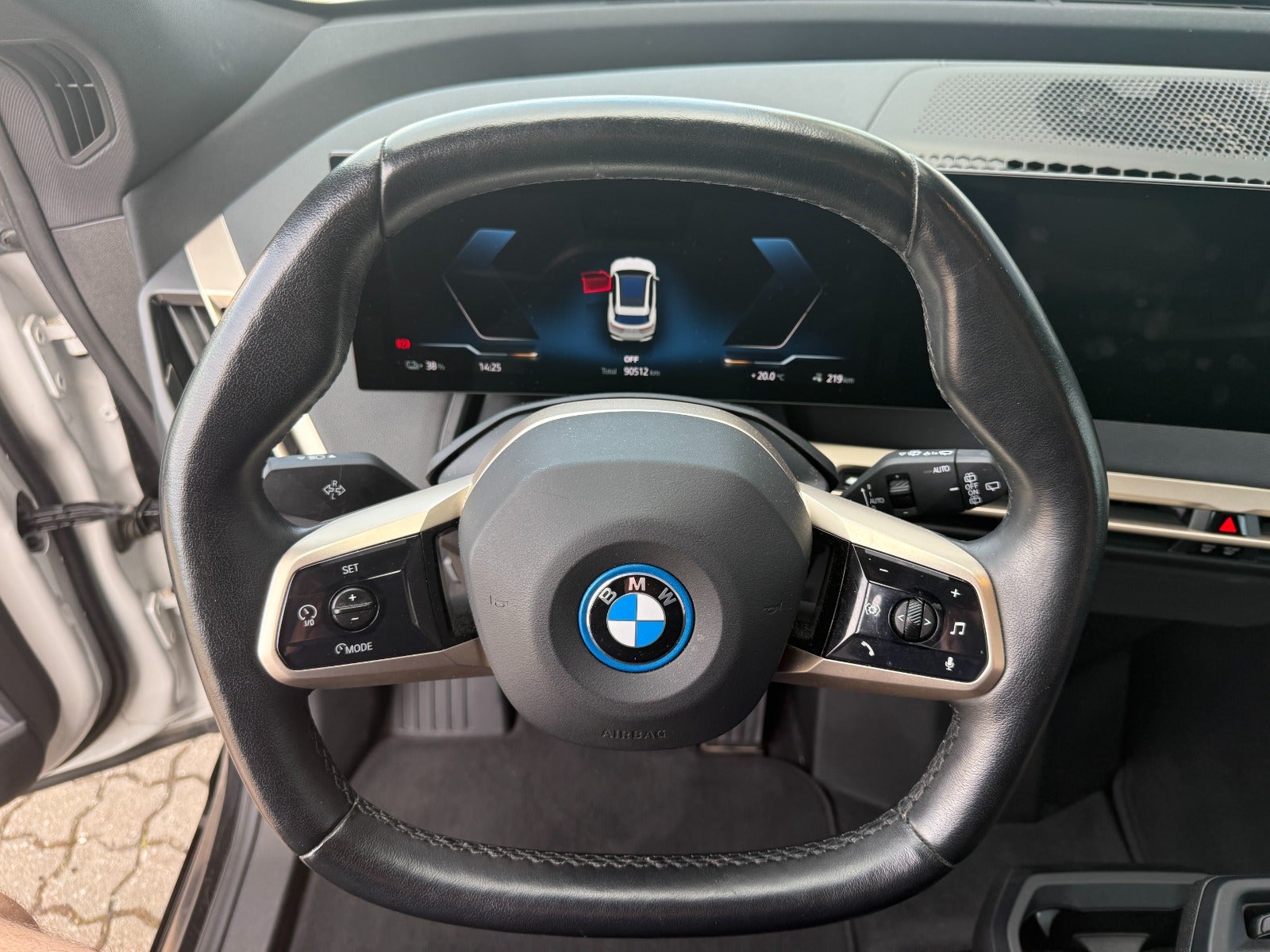 BMW iX xDrive50 Supercharged Sport 5d - 11