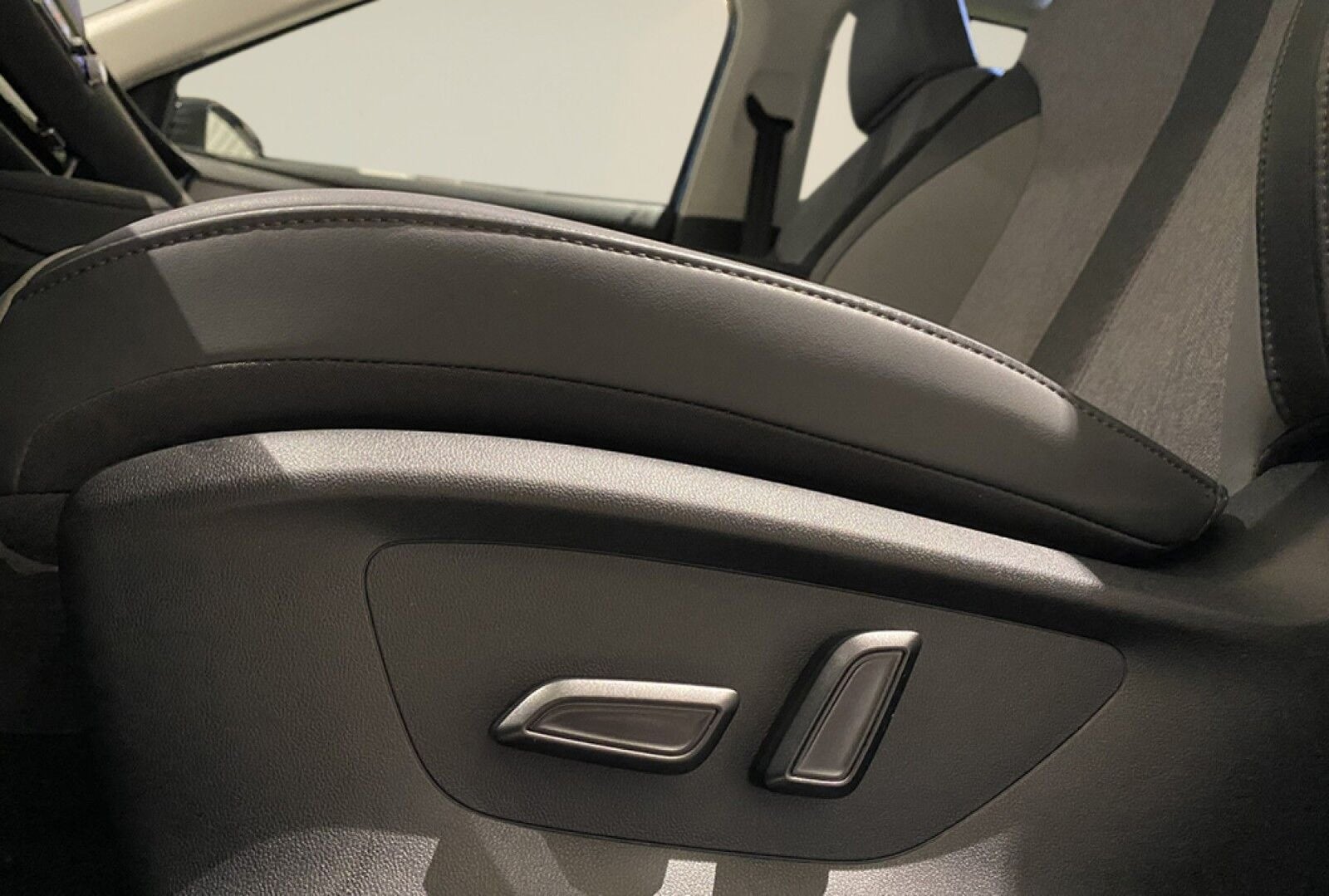 MG MGS5 Luxury