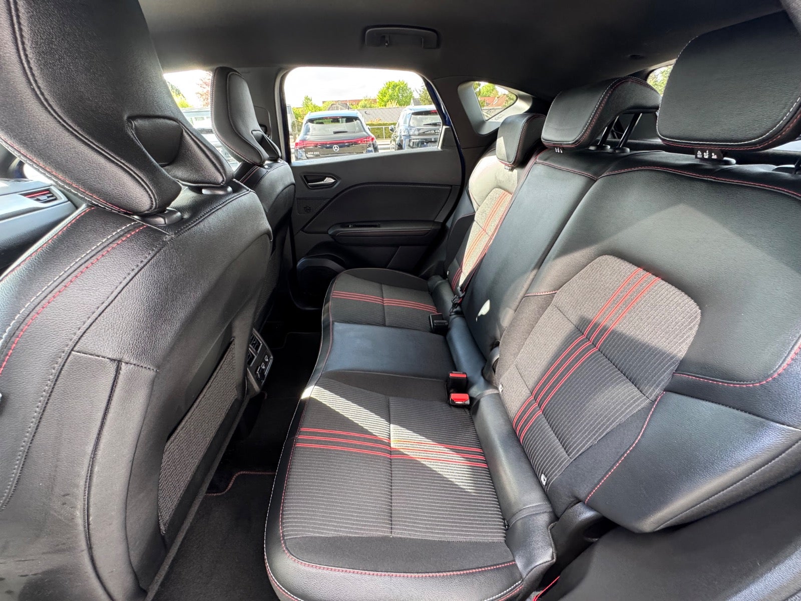Billede af Renault Captur 1,6 E-Tech R.S. Line
