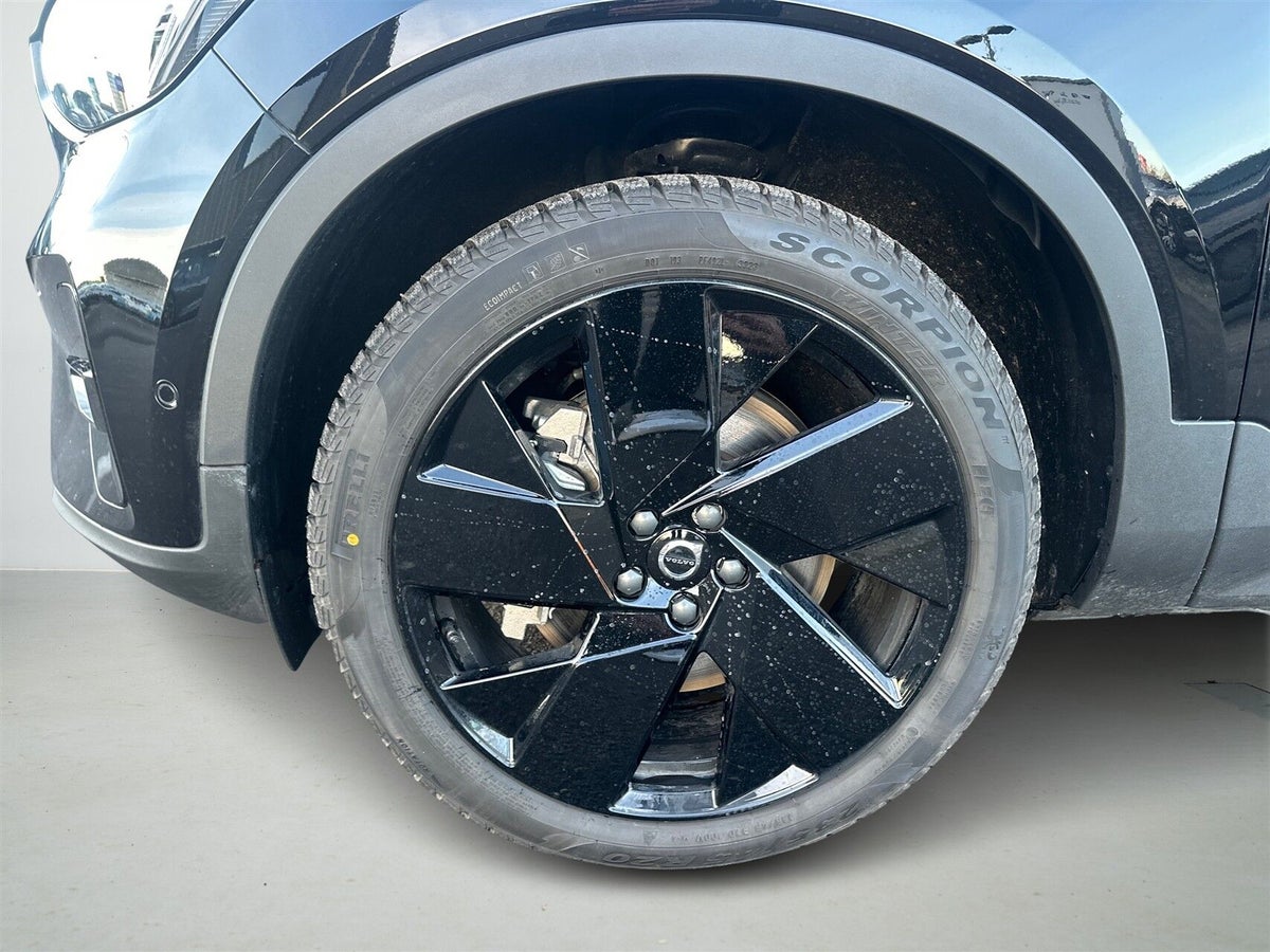 Volvo EX40 Extended Range Black Edition billede 8