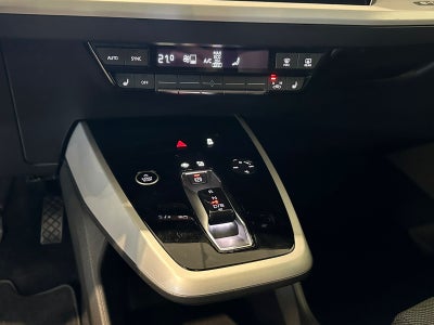 Audi Q4 e-tron Advanced