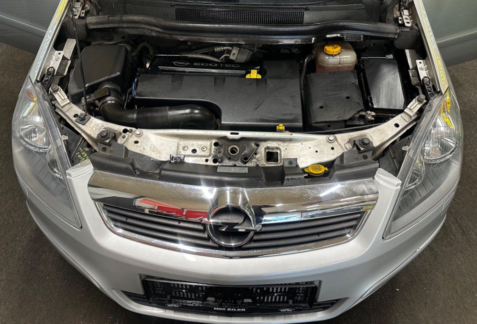 Billede af Opel Zafira 2,2 16V Cosmo aut.