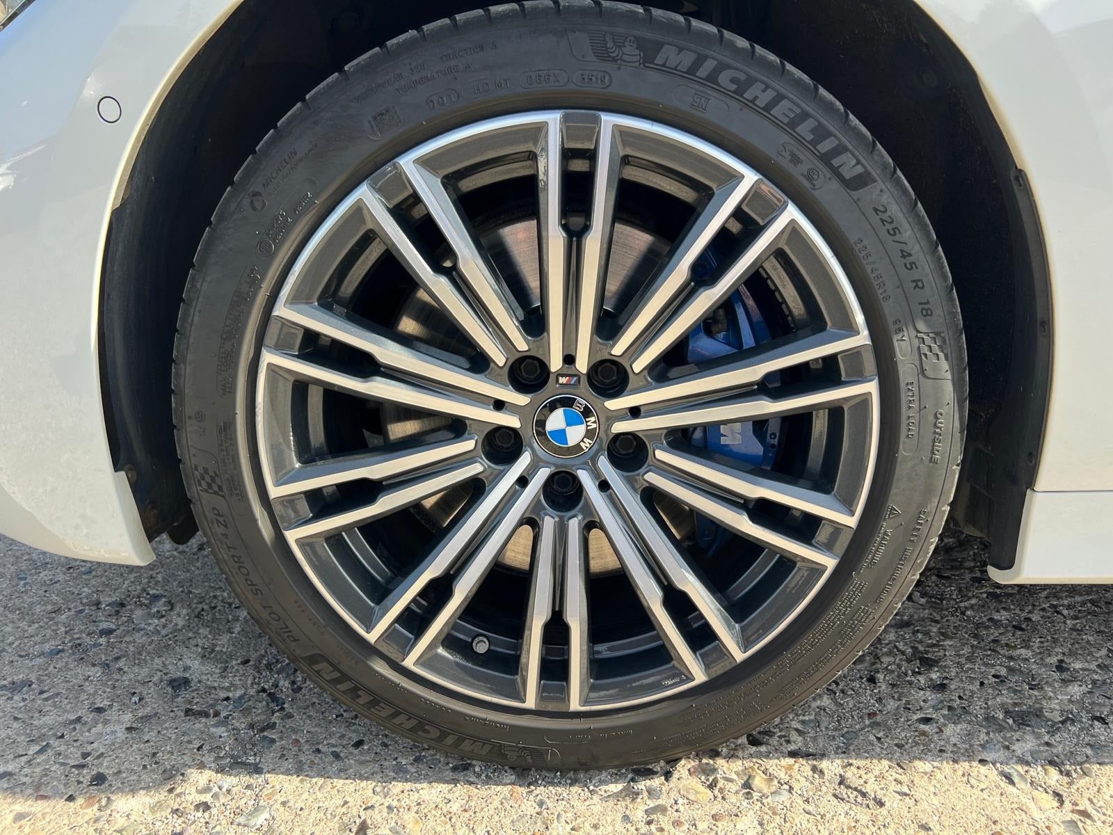 BMW 330e 2019