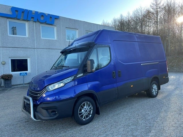 Billede af Iveco Daily 3,0 35S21 12m³ Van AG8