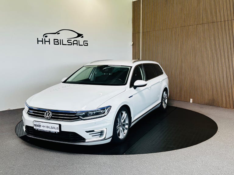 VW Passat GTE Highline+ Variant DSG