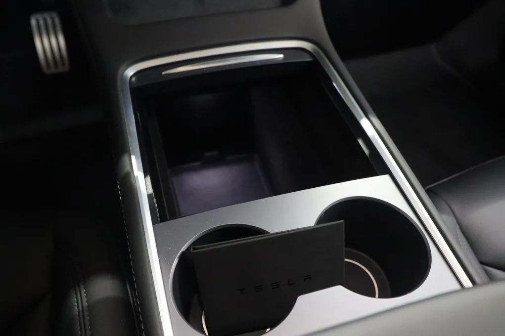 Tesla Model Y Performance AWD