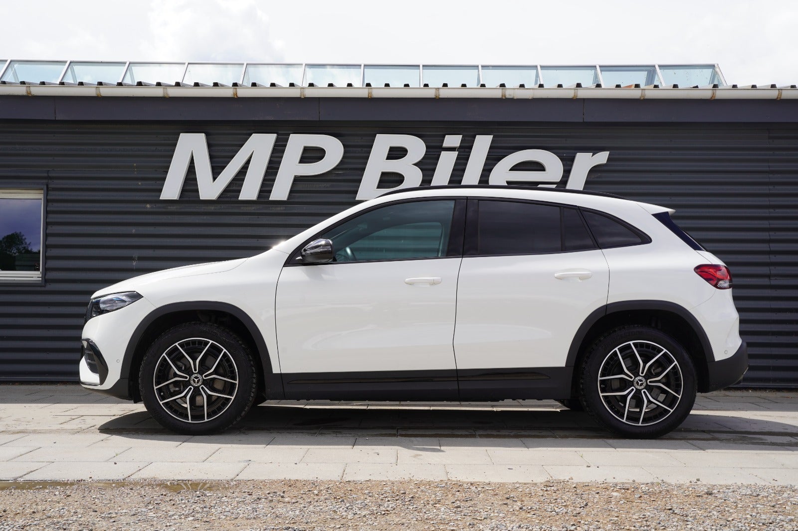 Billede af Mercedes EQA250  AMG Line