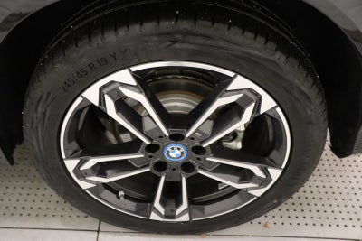 BMW iX2 eDrive20 M-Sport