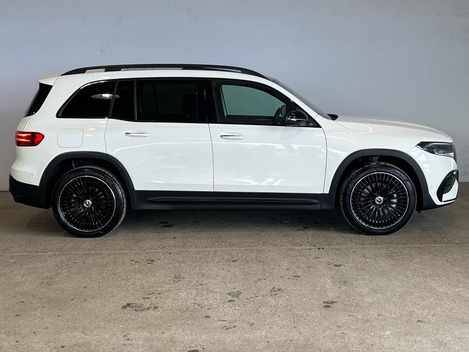 Mercedes EQB300 AMG Line 4Matic