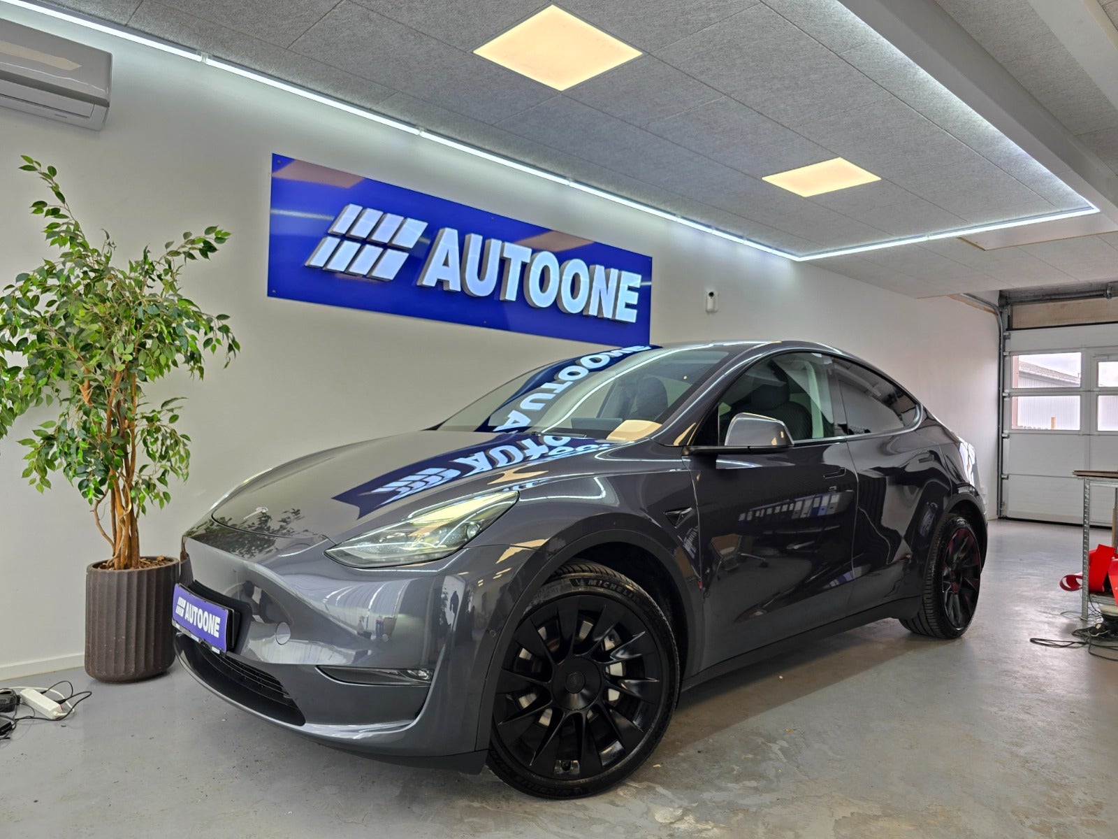 Billede af Tesla Model Y  Long Range AWD