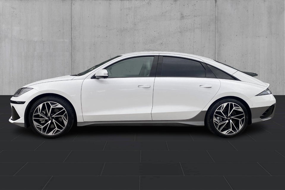 Hyundai Ioniq 6 77,0 Techniq 2024