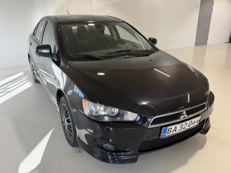 Mitsubishi Lancer Intense SportSedan CVT