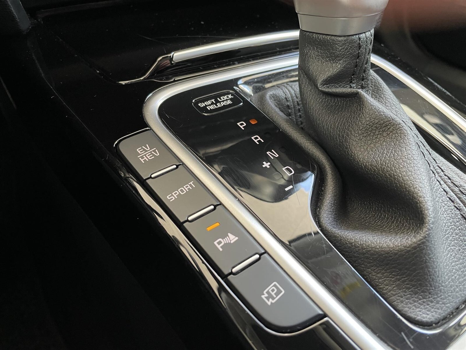 Kia Ceed PHEV Prestige SW DCT