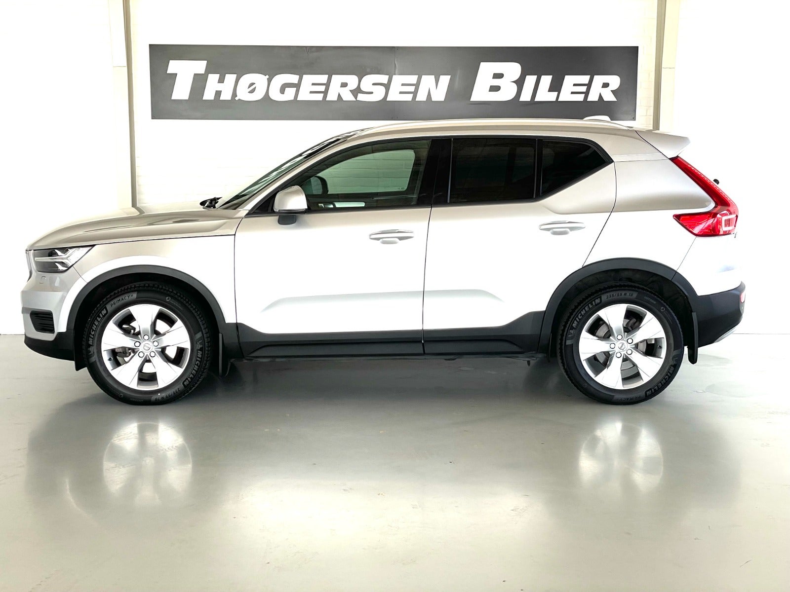 Billede af Volvo XC40 2,0 T4 190 Momentum aut.