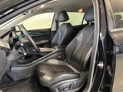 MG MG5 Luxury