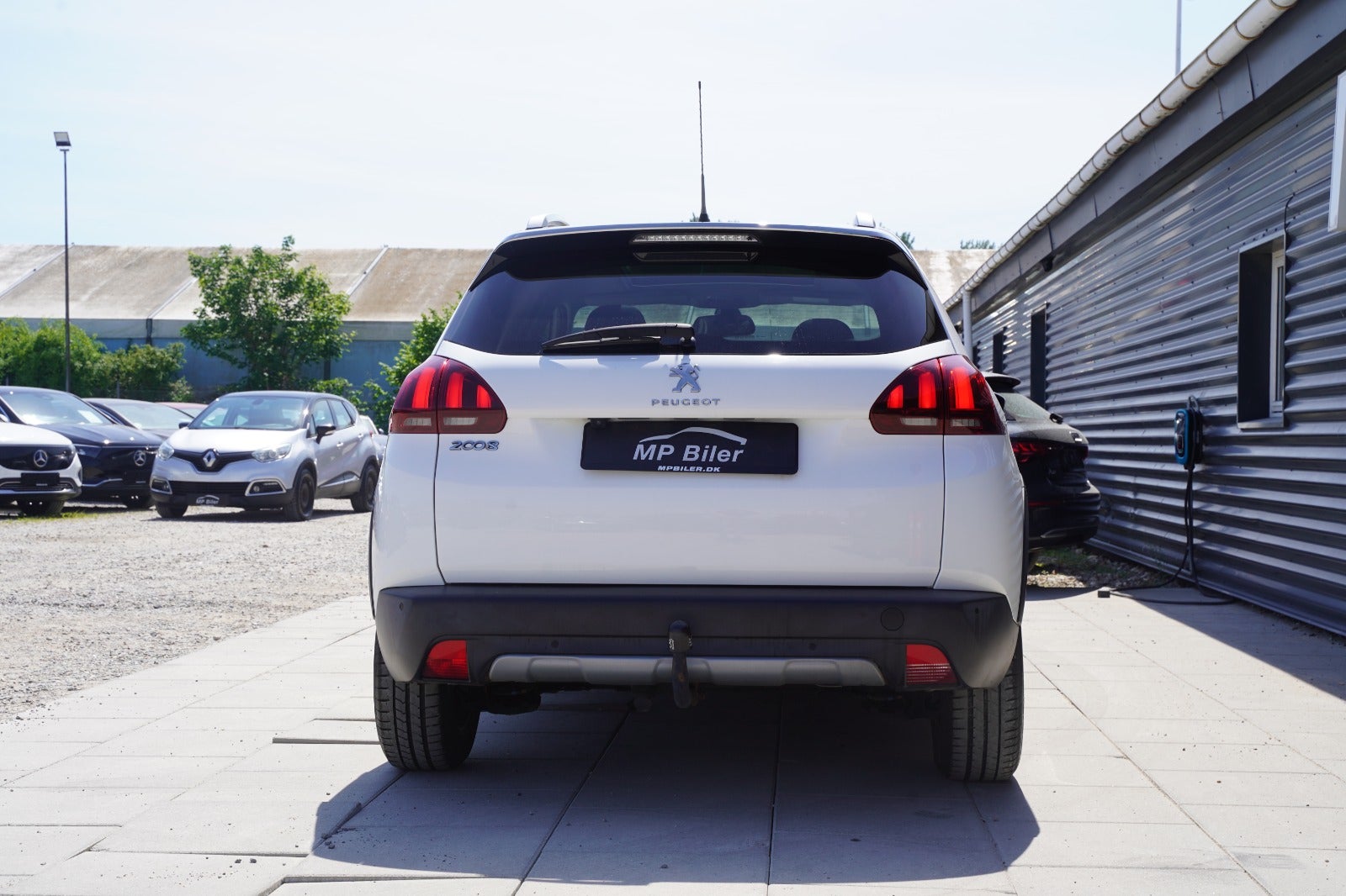 Billede af Peugeot 2008 1,2 e-THP 110 Selection Sky