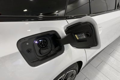 BMW i5 eDrive40 Touring Fully Charged M-Sport