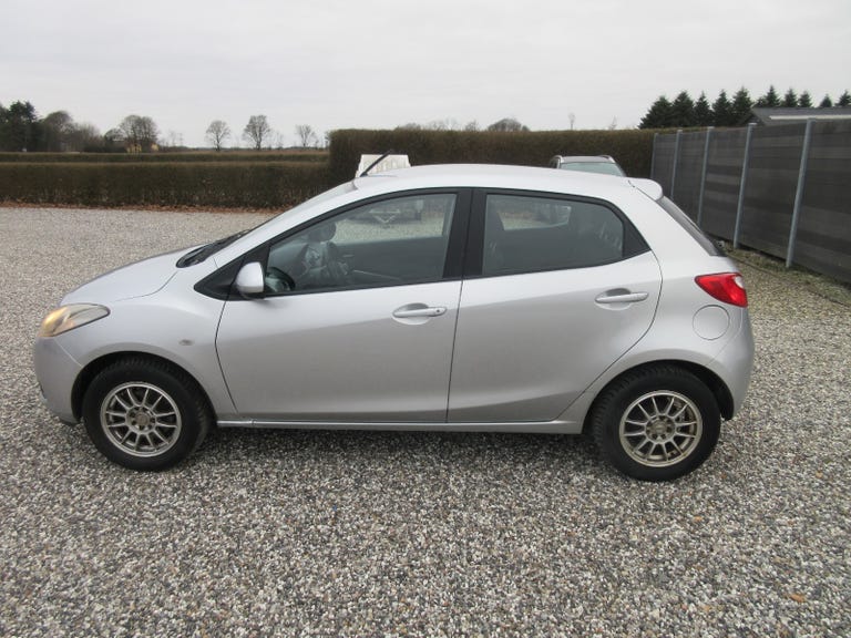 Mazda 2 Advance