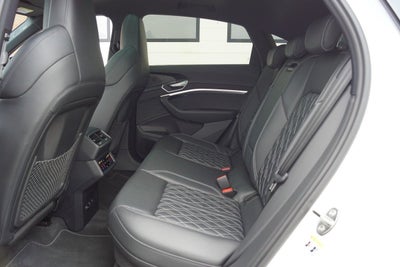 Audi e-tron S-line Sportback quattro