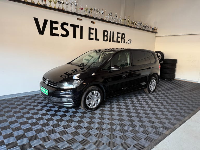 VW Touran TDi 110 Trendline DSG Van