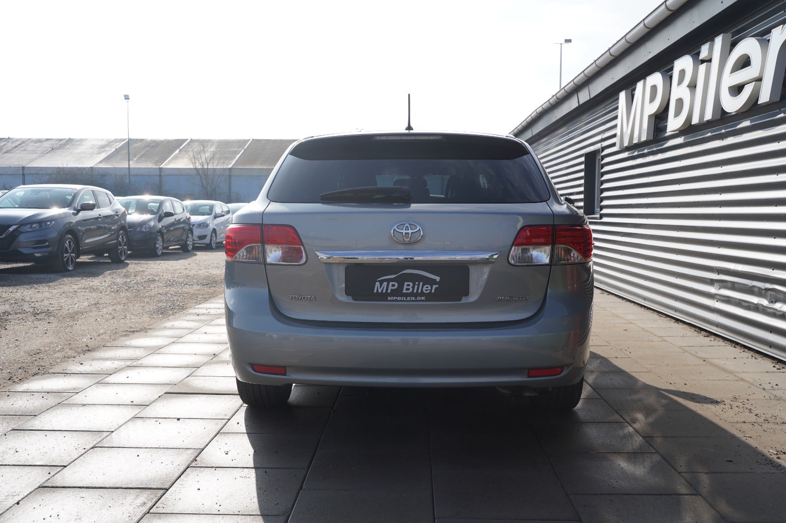 Billede af Toyota Avensis 1,8 VVT-i T2 Premium stc.