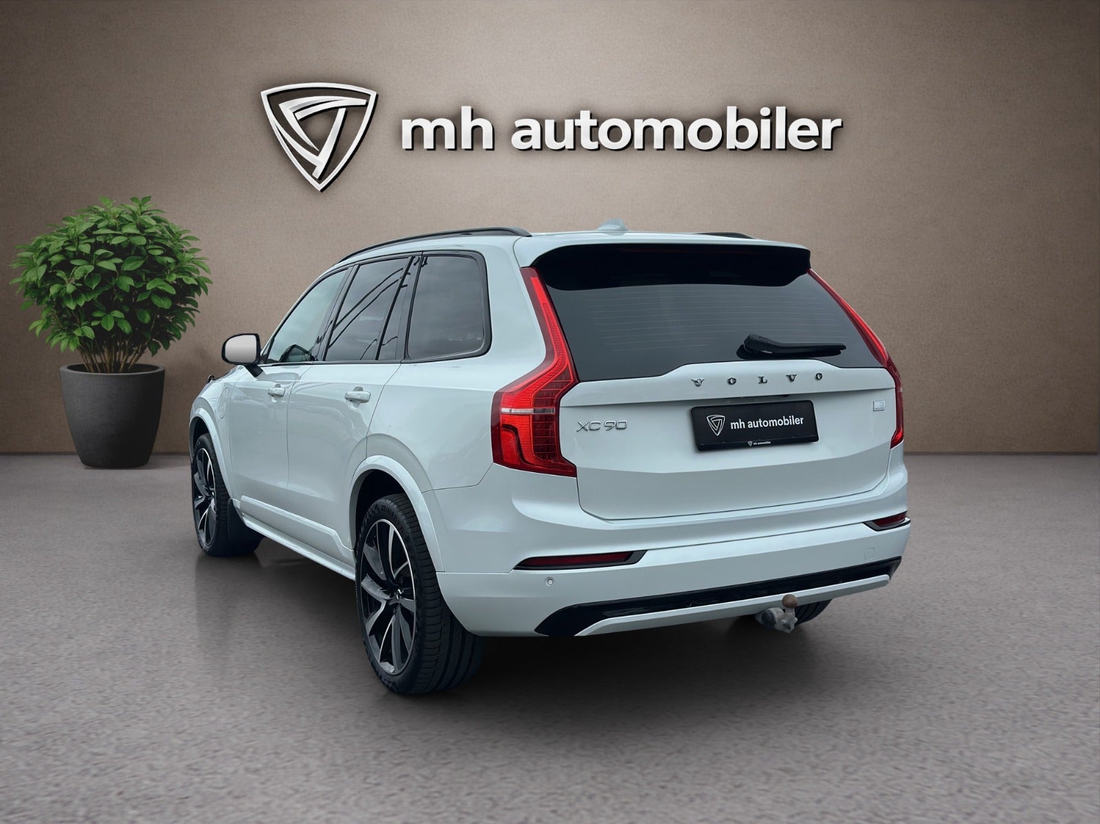 Billede af Volvo XC90 2,0 T8 ReCharge Ultimate Dark aut. AWD 7prs