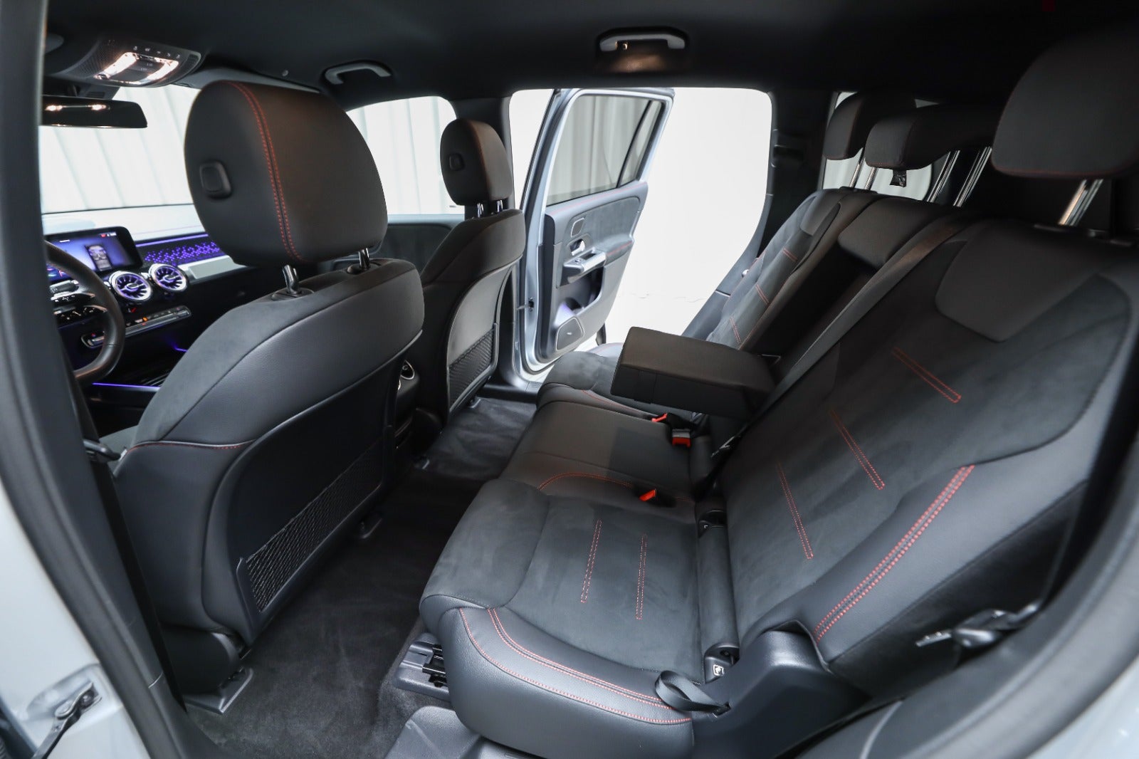 Mercedes-Benz EQB 250+ (5/8)