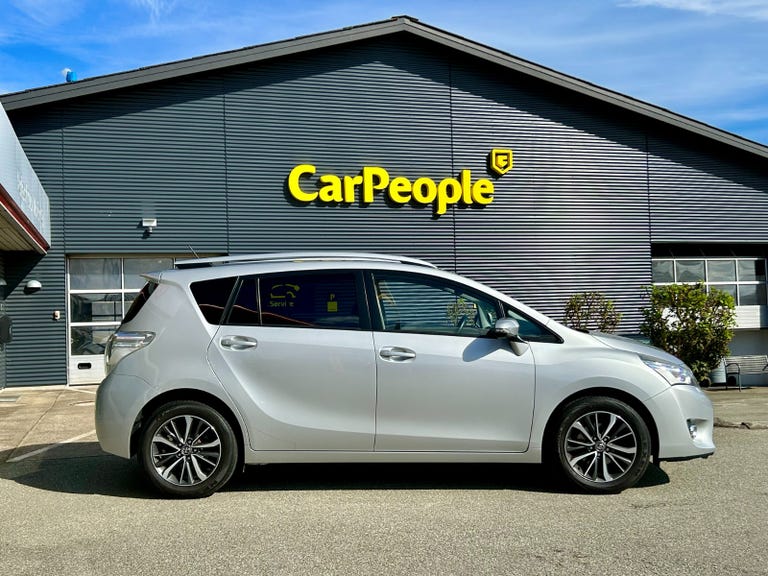 Toyota Verso VVT-i T2 Premium 7prs