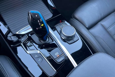 BMW iX3 Charged Plus