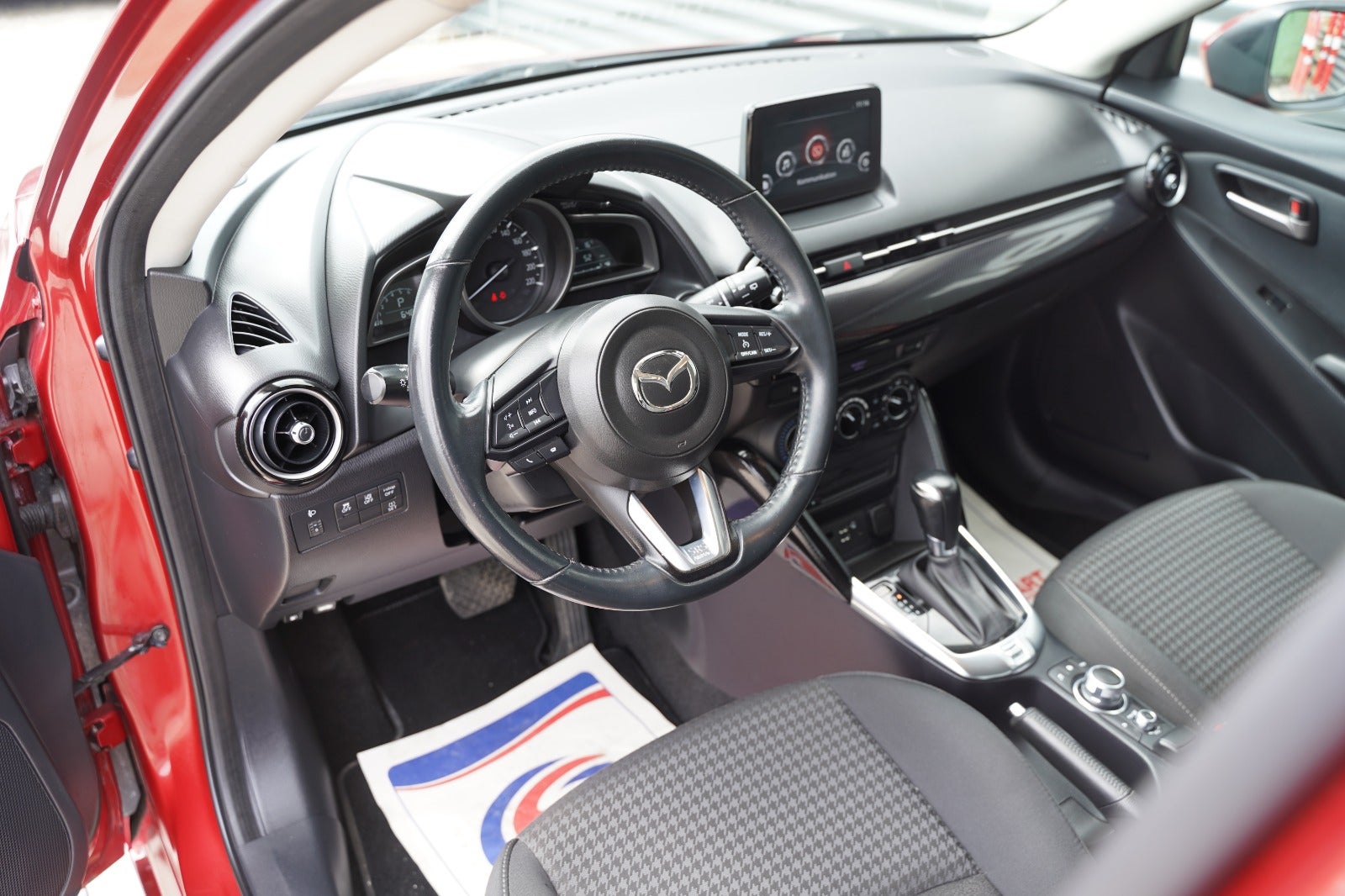 Billede af Mazda 2 1,5 SkyActiv-G 90 Niseko aut.