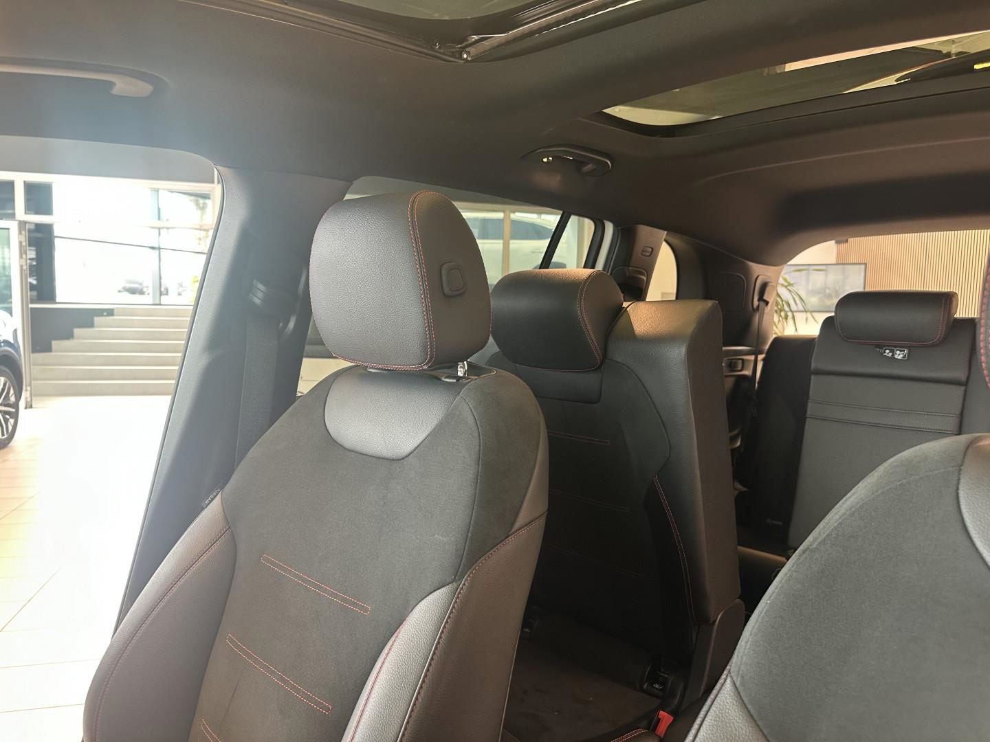 Mercedes EQB350 AMG Line 4Matic 7prs