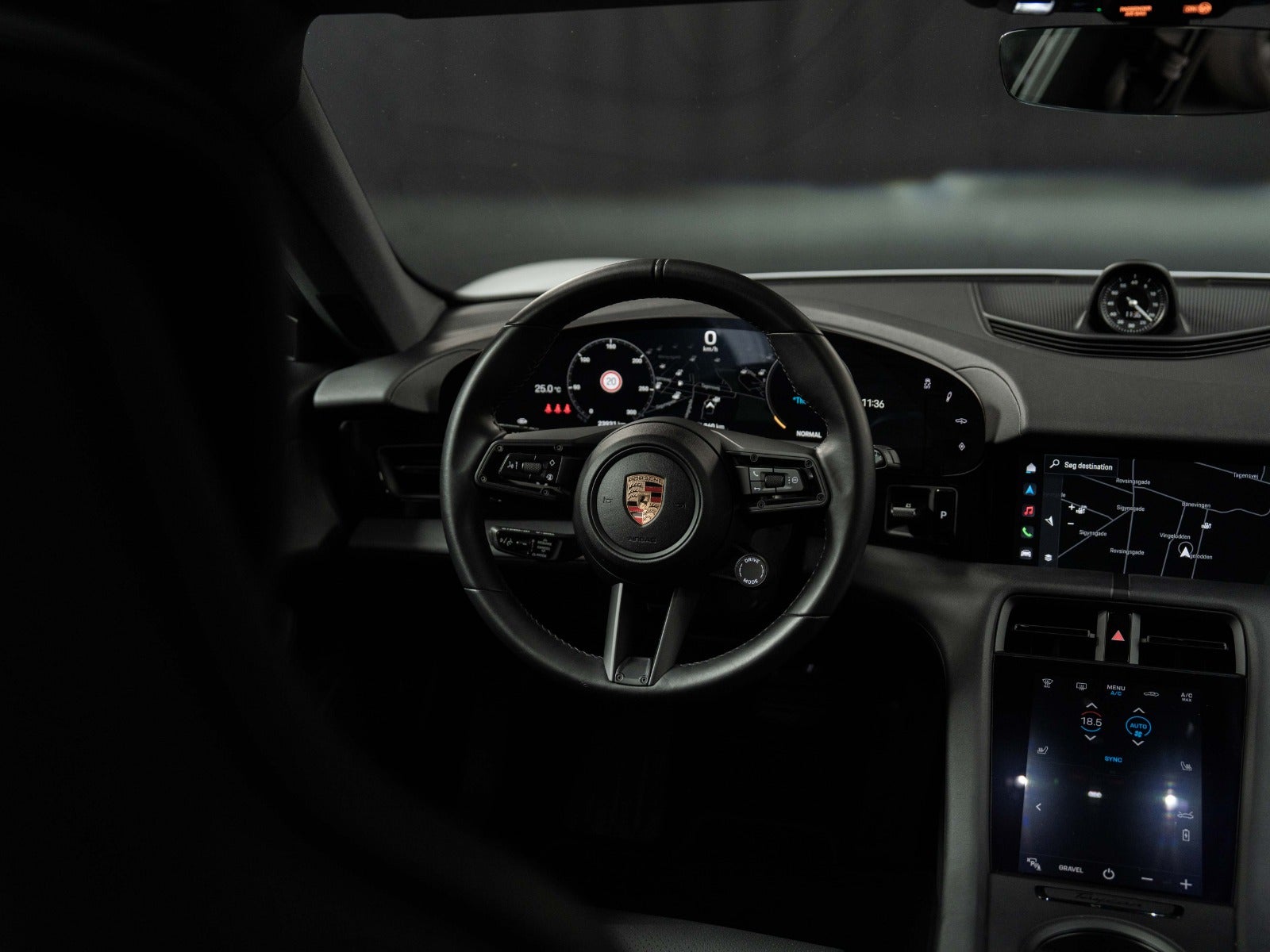 Gallery image 14 of 18