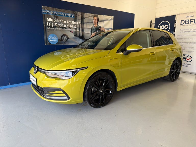 VW Golf VIII eHybrid DSG