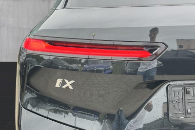 BMW iX xDrive45 M-Sport
