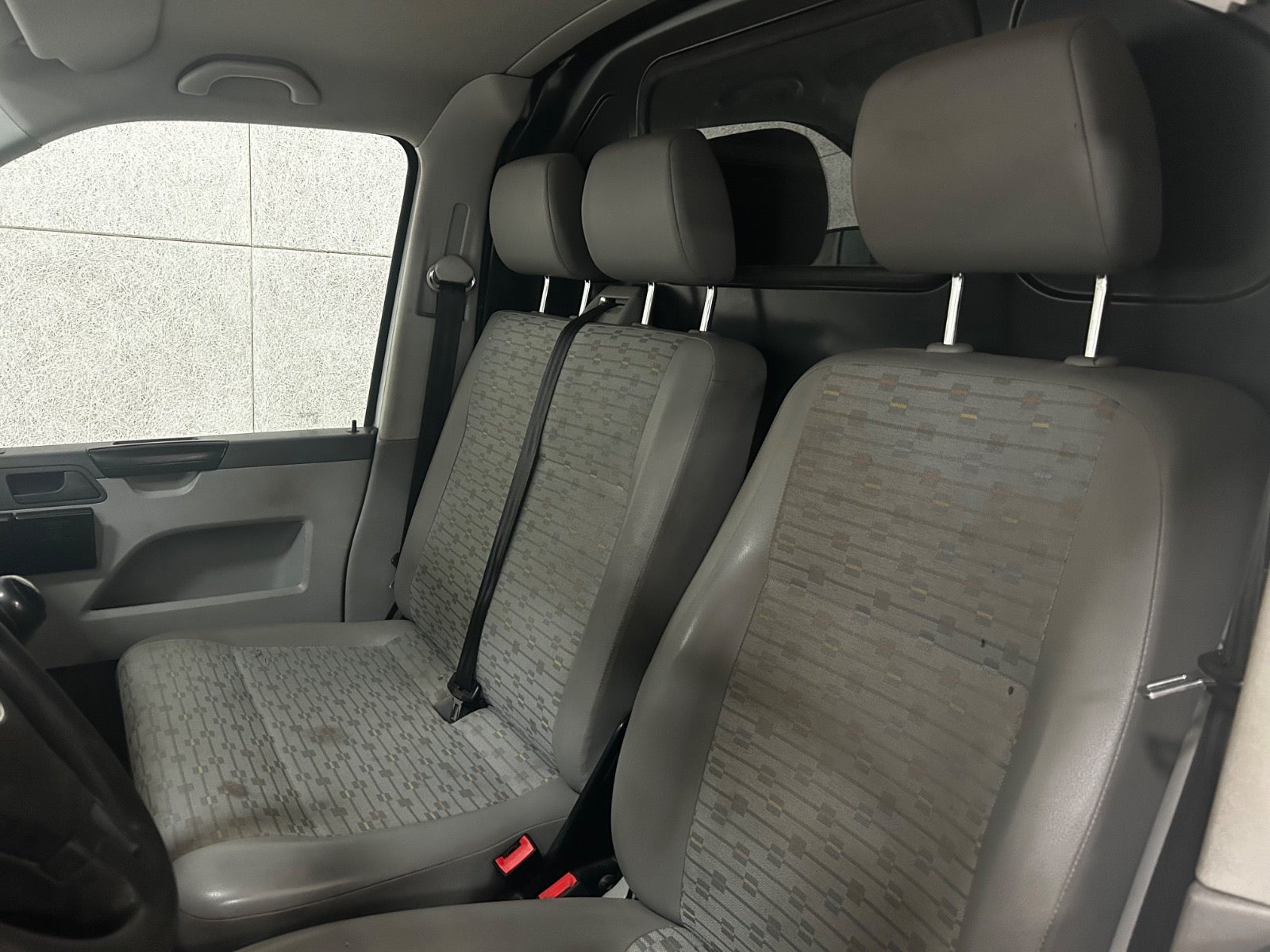 Billede af VW Transporter 2,0 TDi 140 Kassevogn kort