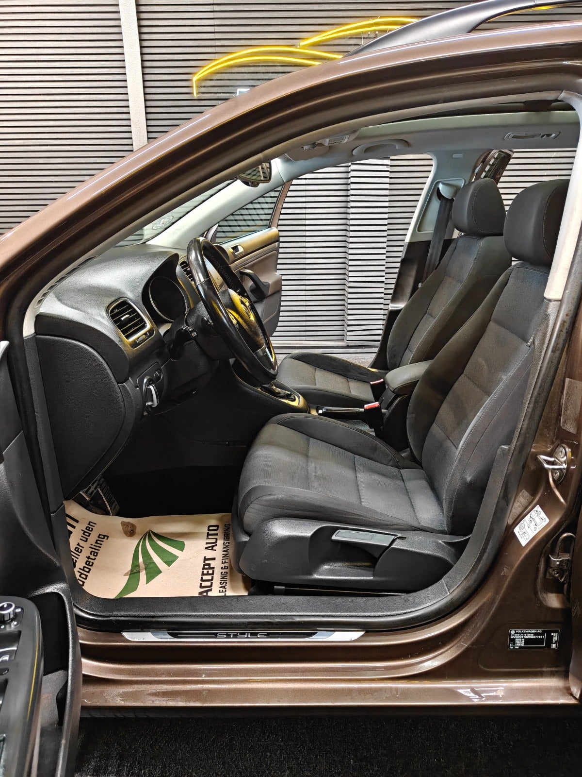 Billede af VW Golf VI 1,6 TDi 105 Style Variant DSG