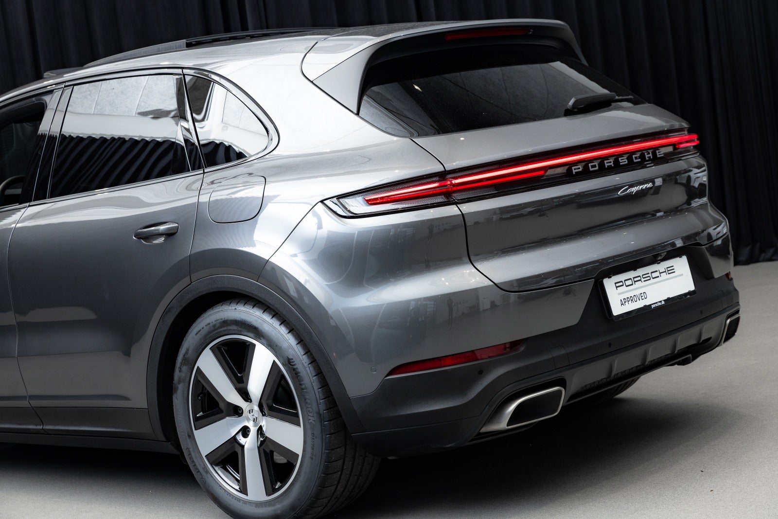 Gallery image 5 of 17