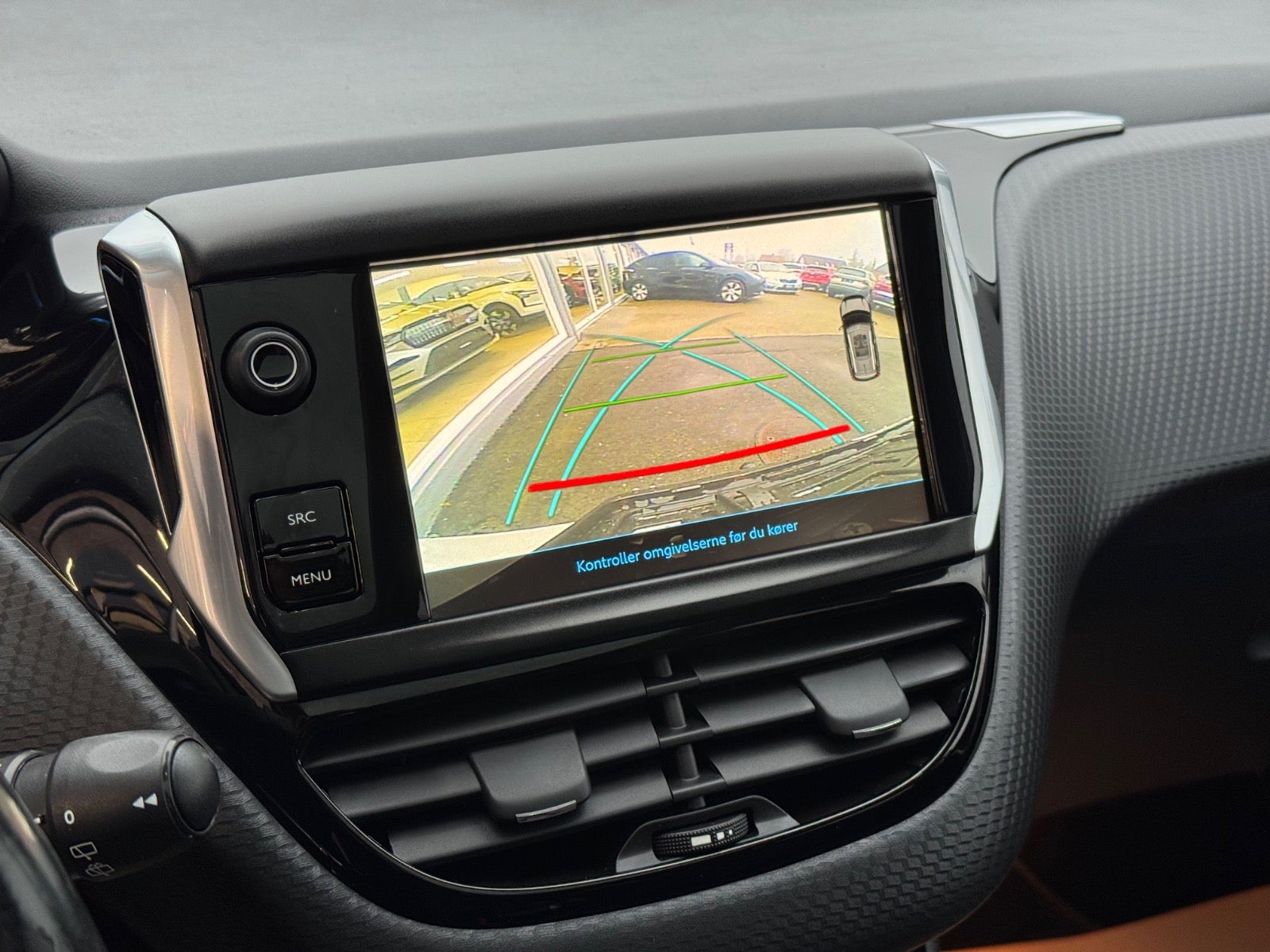 Billede af Peugeot 2008 1,5 BlueHDi 100 Allure Sky