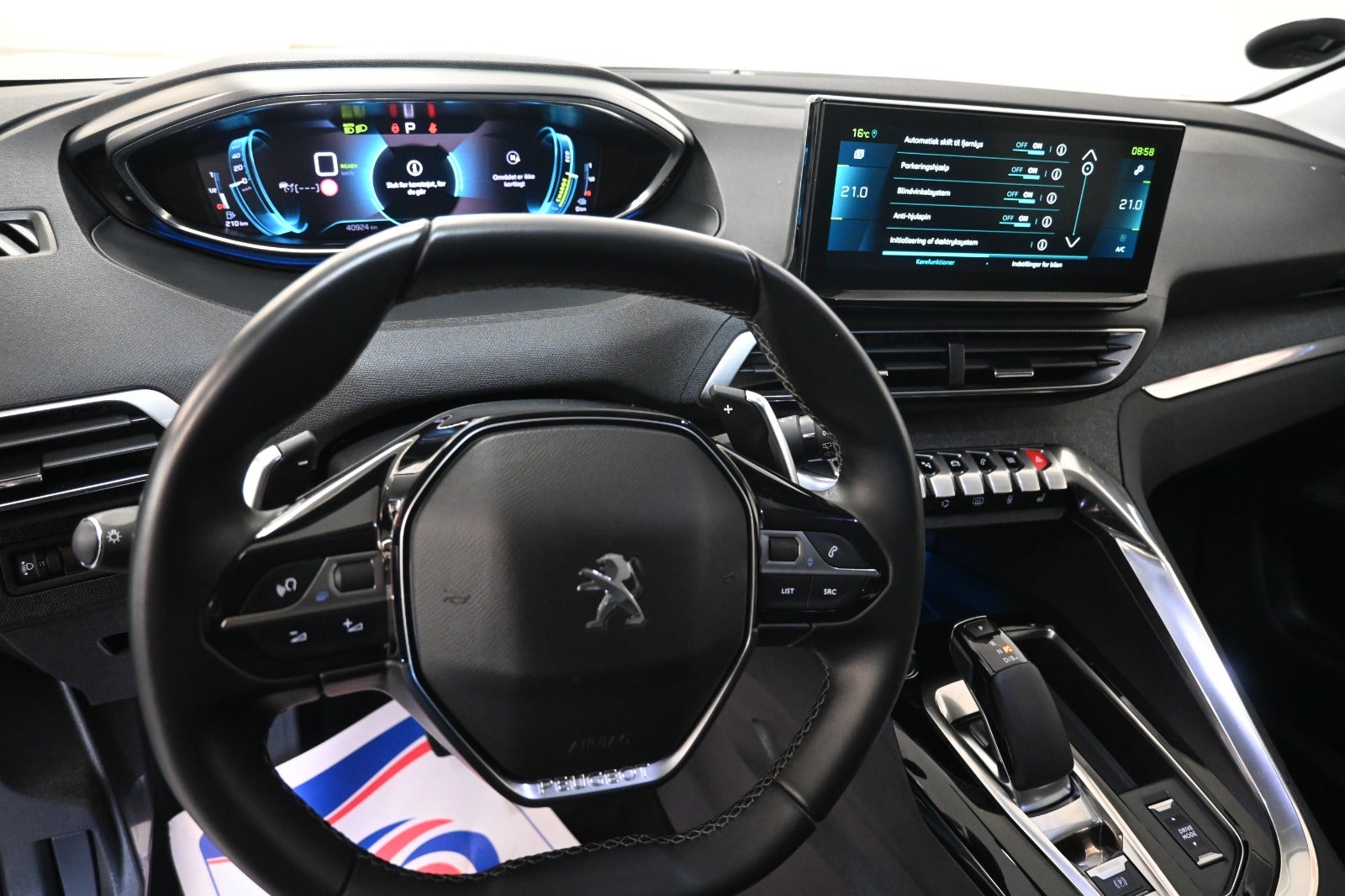 Peugeot 3008 Hybrid Allure Pack LTD EAT8