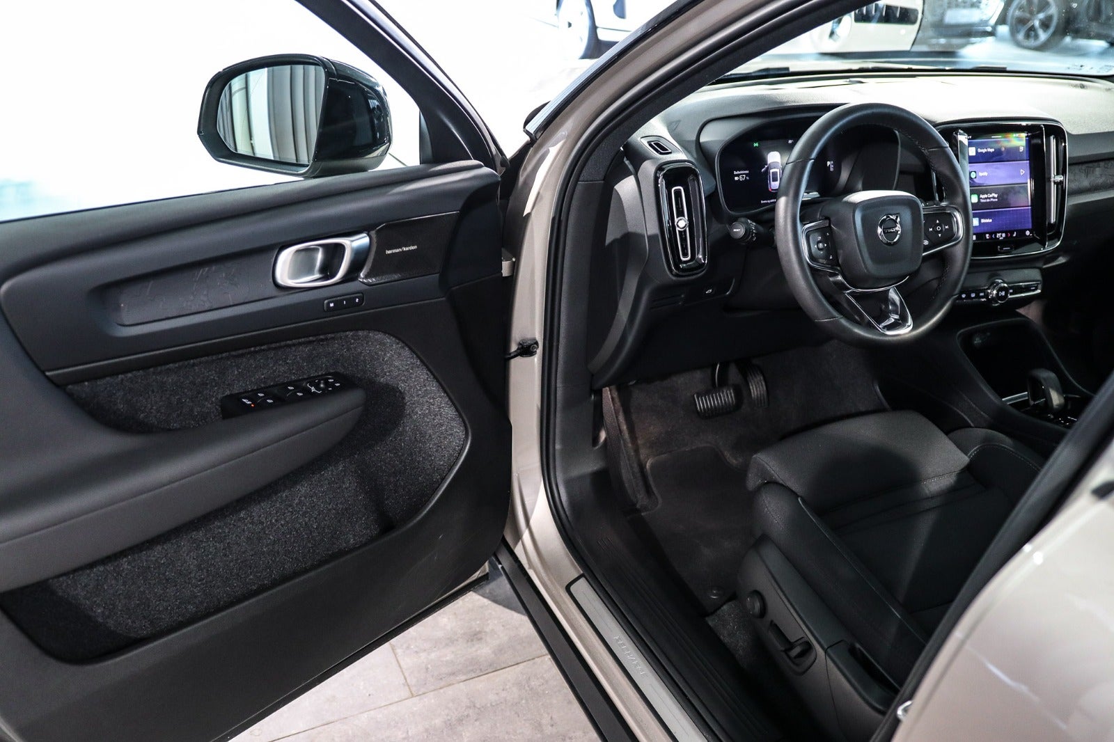 Billede af Volvo XC40  P6 ReCharge Ultimate