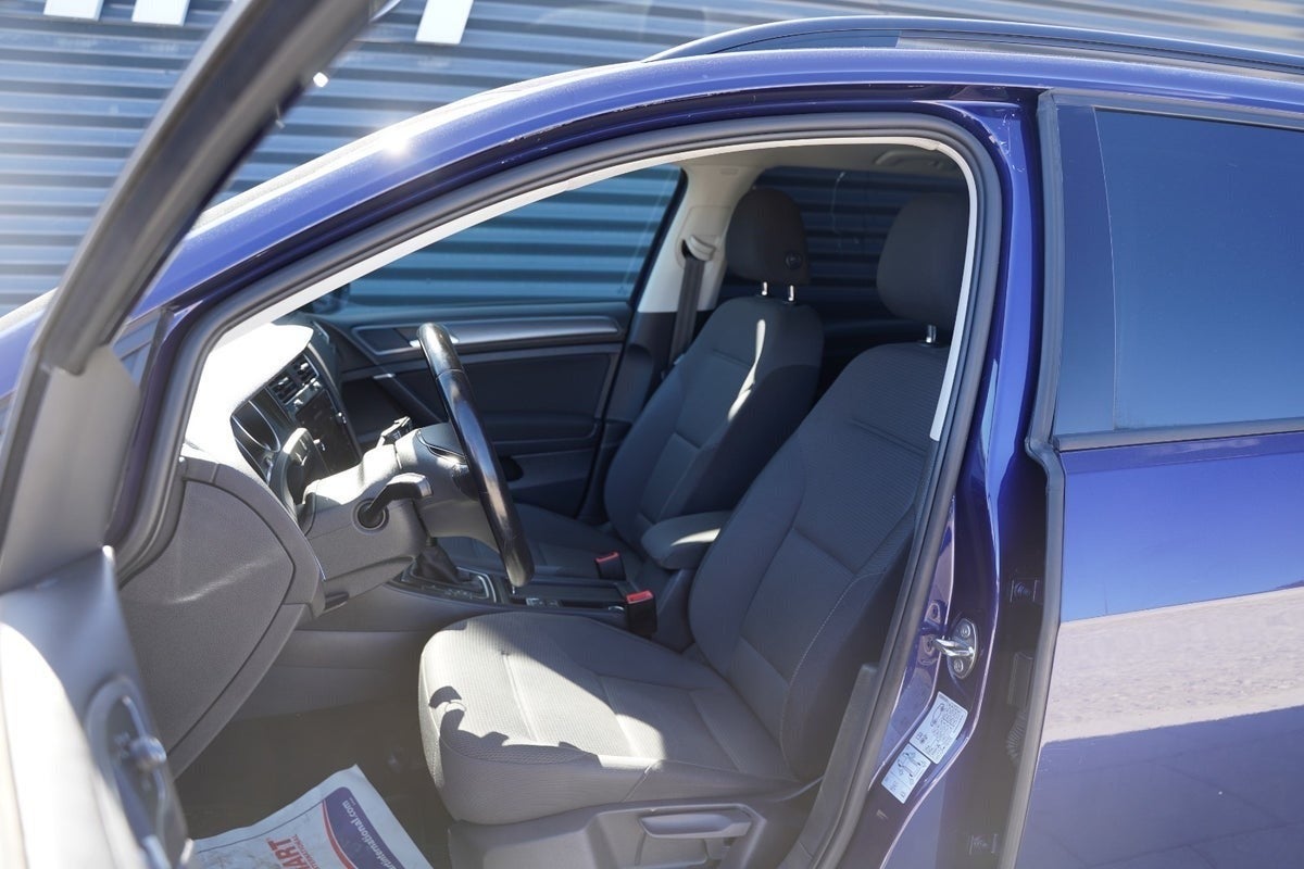 Billede af VW Golf VII 2,0 TDi 150 Comfortline Connect Variant DSG Van