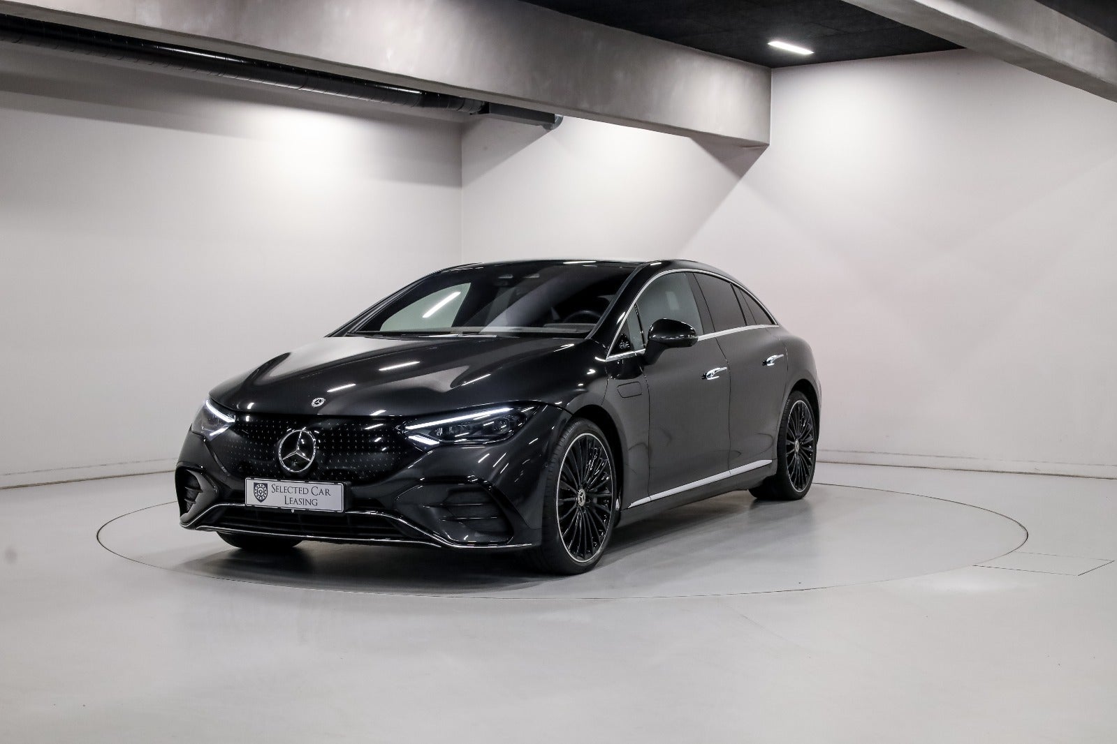Mercedes-Benz EQE350+ AMG Line Premium Plus