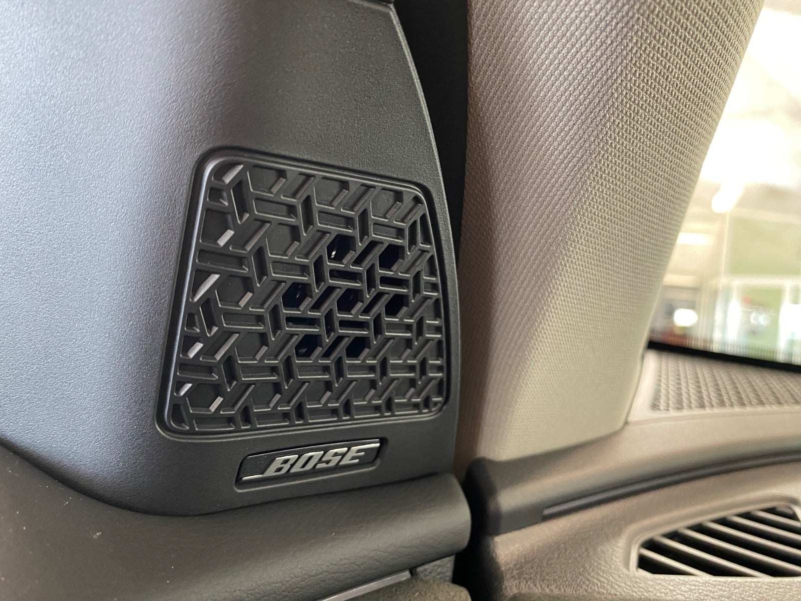 Nissan Ariya Evolve e-4ORCE – 18