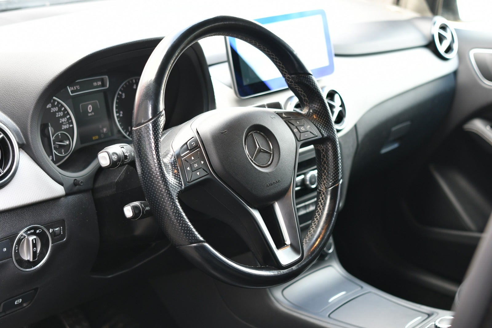 Mercedes B200 2014