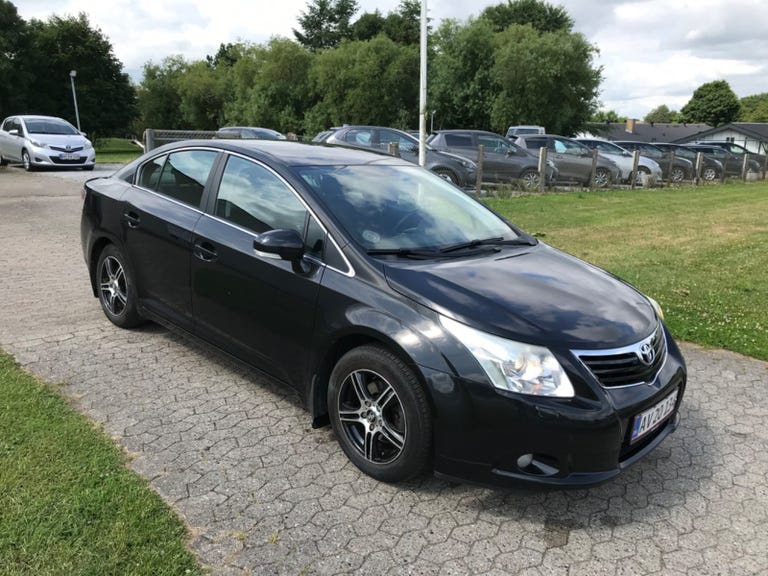 Toyota Avensis VVT-i T1
