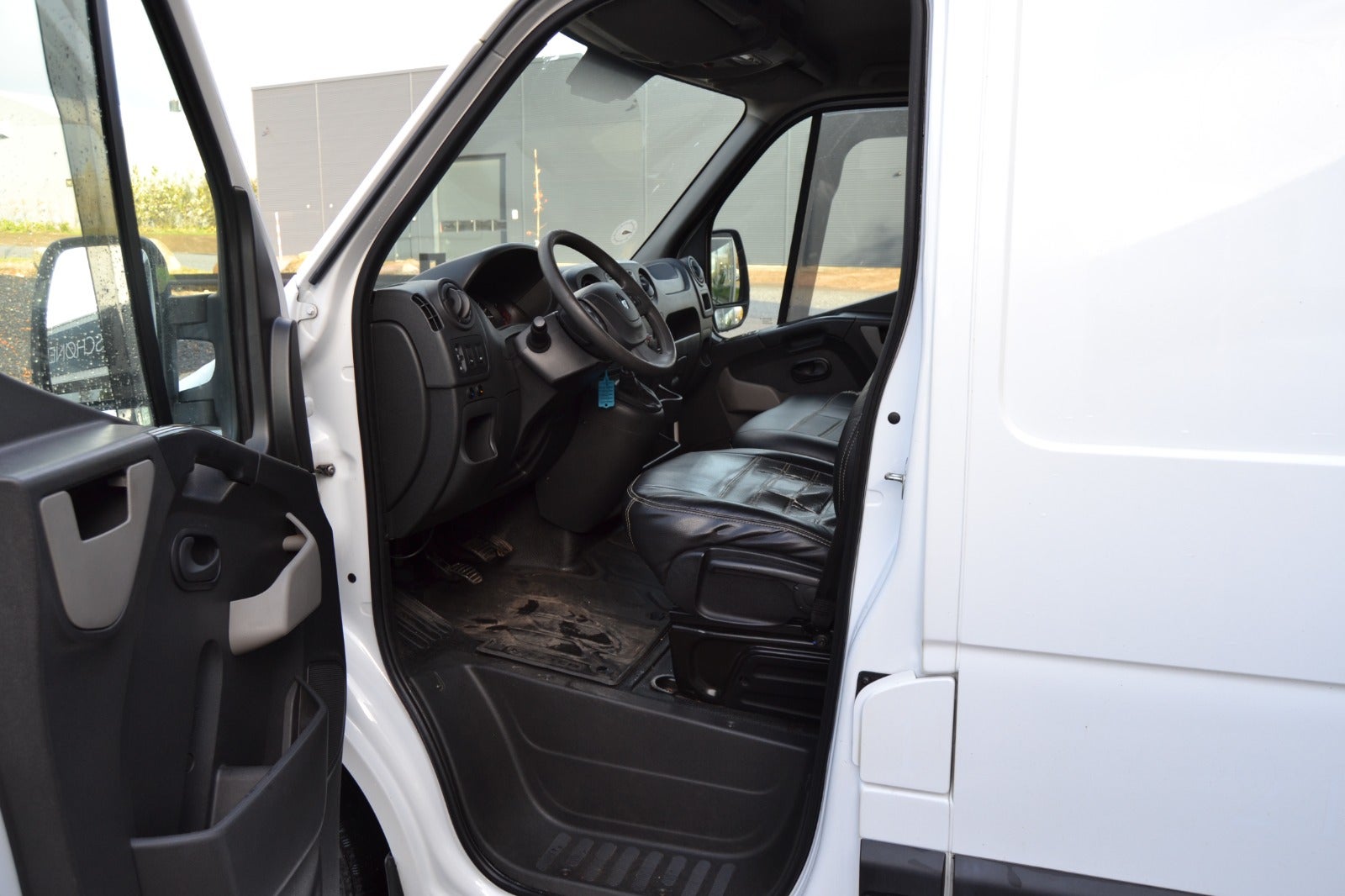 Billede af Renault Master III T35 2,3 dCi 145 L2H2 Kassevogn