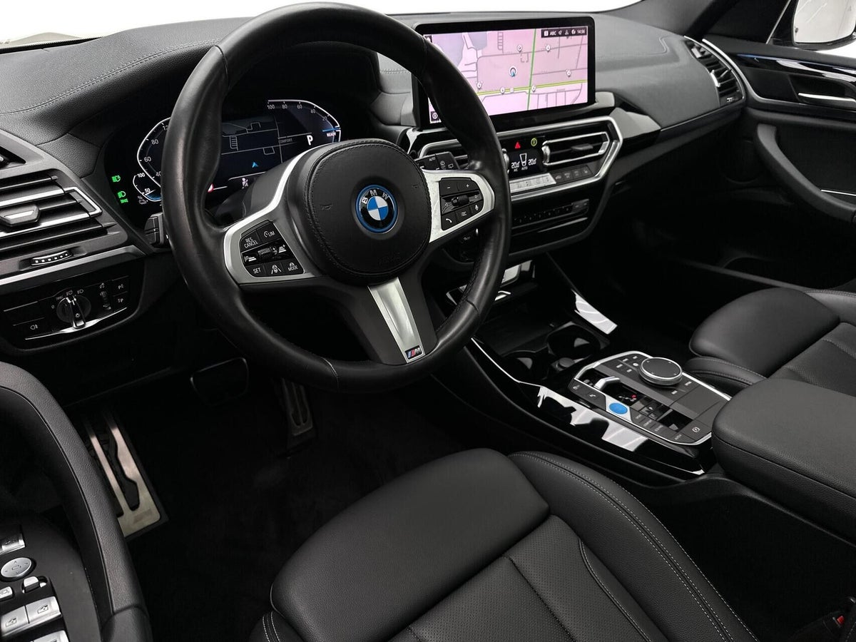 BMW iX3 Charged M-Sport billede 3