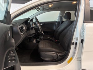 Kia Stonic T-GDi Attraction+