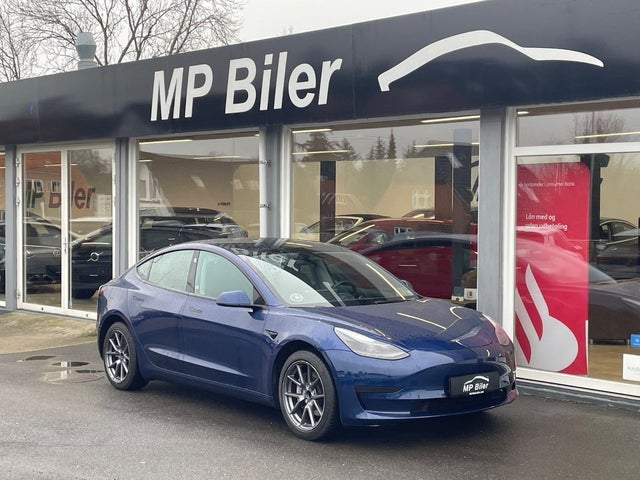 Tesla Model 3  RWD